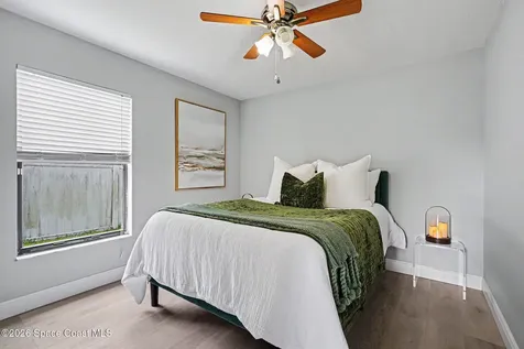 1325 Glencove Avenue NW Palm Bay FL 32907