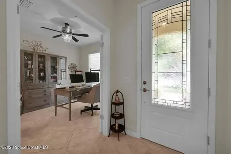 5040 Pendelton Square Vero Beach FL 32967
