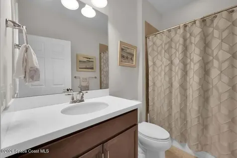 5040 Pendelton Square Vero Beach FL 32967