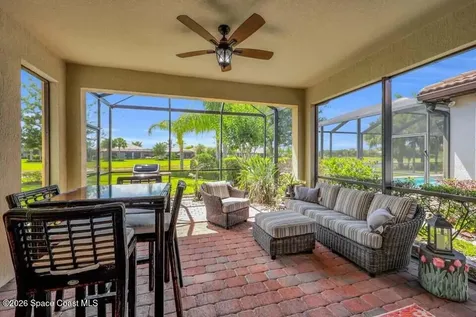 5040 Pendelton Square Vero Beach FL 32967