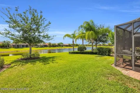 5040 Pendelton Square Vero Beach FL 32967