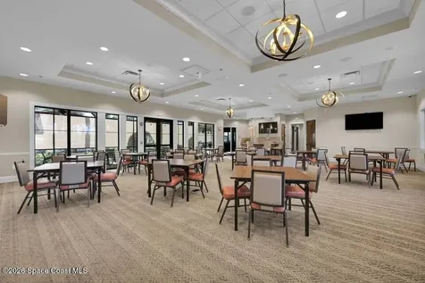 5040 Pendelton Square Vero Beach FL 32967