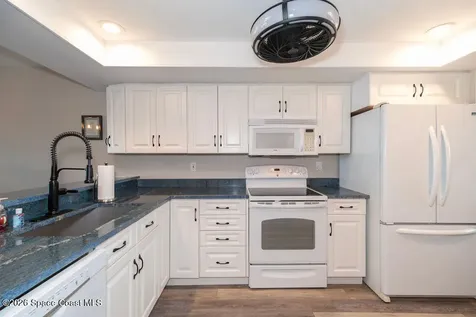 250 S Sykes Creek Parkway Merritt Island FL 32952