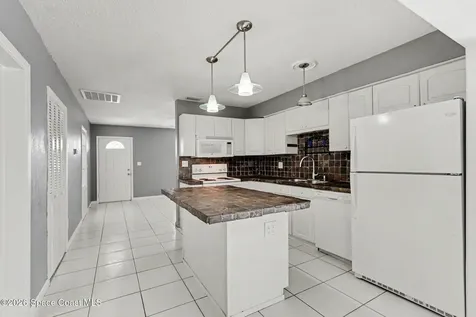 610 Japonica Drive Melbourne FL 32901