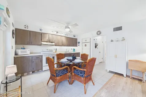 610 Jefferson Avenue Cape Canaveral FL 32920