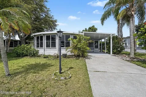 1043 Thrush Circle Barefoot Bay FL 32976