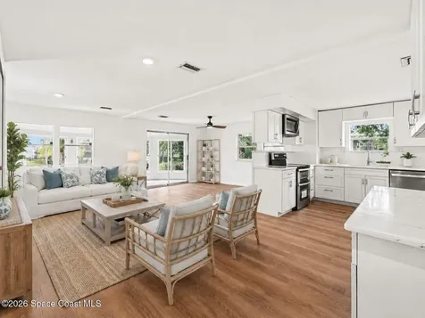 1043 Thrush Circle Barefoot Bay FL 32976