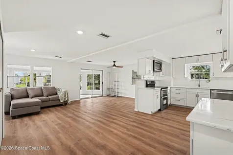 1043 Thrush Circle Barefoot Bay FL 32976
