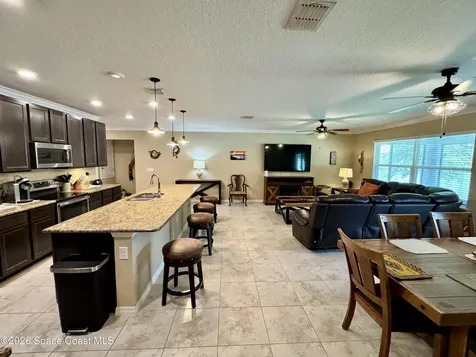 8066 104th Avenue Vero Beach FL 32967