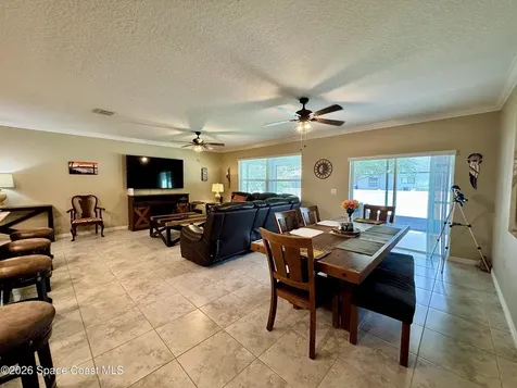 8066 104th Avenue Vero Beach FL 32967