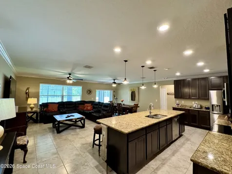 8066 104th Avenue Vero Beach FL 32967