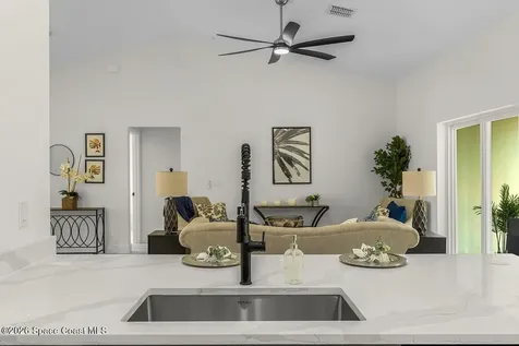 8216 104th Court Vero Beach FL 32967