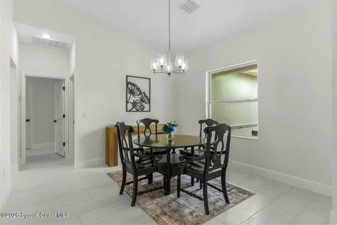 8216 104th Court Vero Beach FL 32967