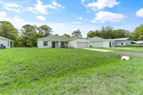 8216 104th Court Vero Beach FL 32967