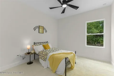 8216 104th Court Vero Beach FL 32967