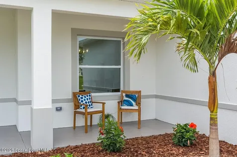 8216 104th Court Vero Beach FL 32967