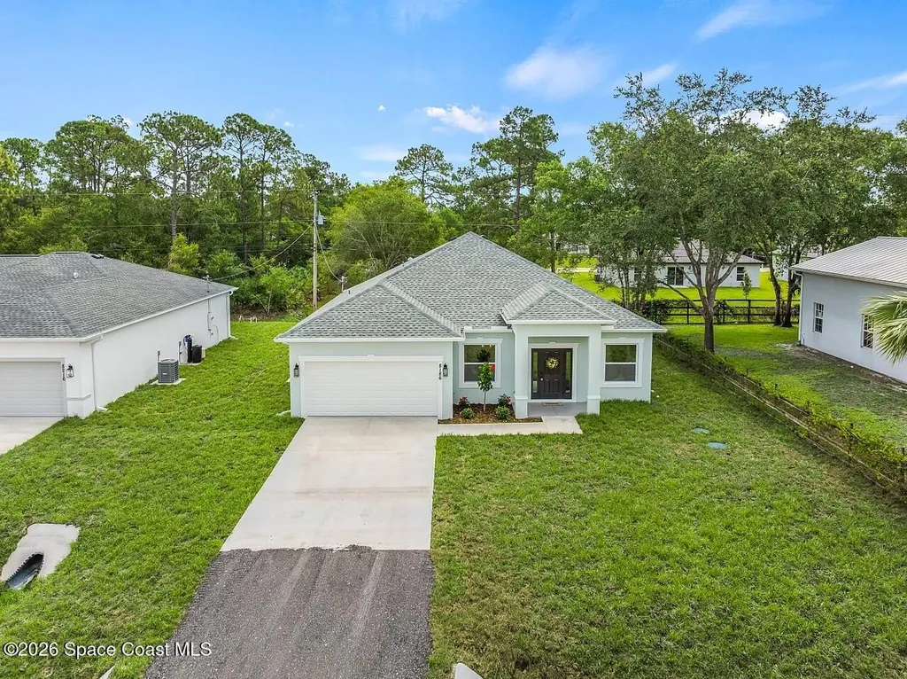 8186 104th Court Vero Beach FL 32967