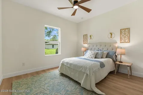 8186 104th Court Vero Beach FL 32967