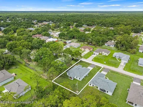 8186 104th Court Vero Beach FL 32967