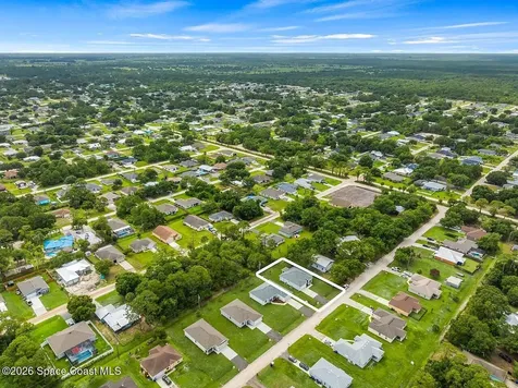 8186 104th Court Vero Beach FL 32967
