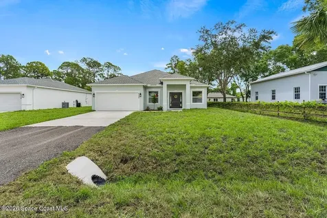 8186 104th Court Vero Beach FL 32967