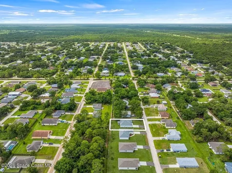8186 104th Court Vero Beach FL 32967