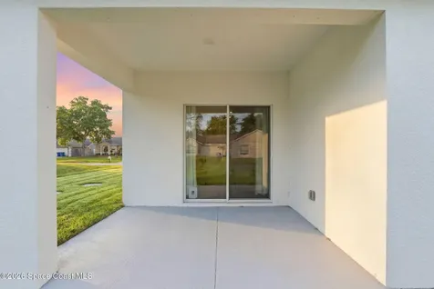 673 Bremerhaven Street NW Palm Bay FL 32907