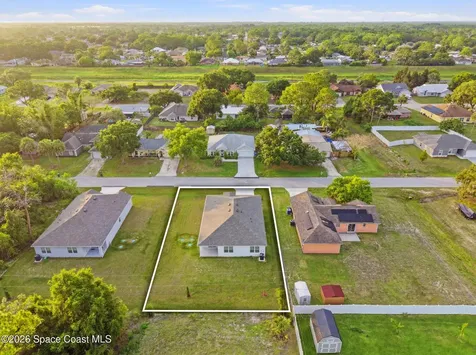 673 Bremerhaven Street NW Palm Bay FL 32907