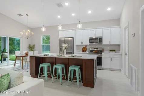 8226 104th Court Vero Beach FL 32967