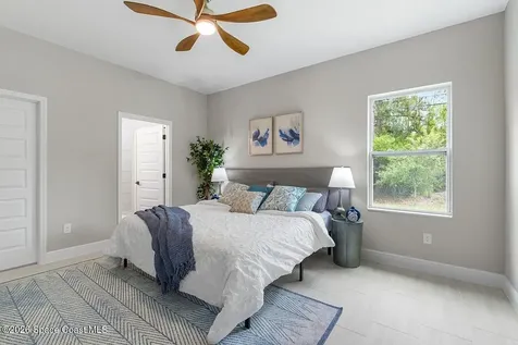 8226 104th Court Vero Beach FL 32967