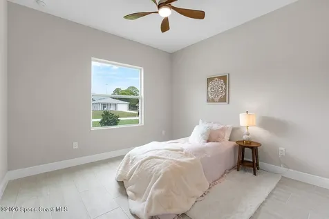 8226 104th Court Vero Beach FL 32967