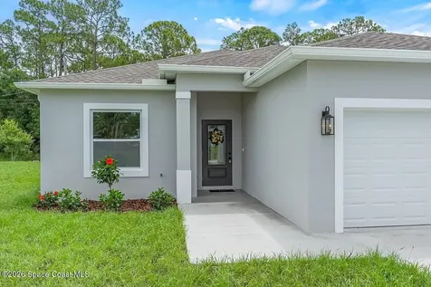 8226 104th Court Vero Beach FL 32967