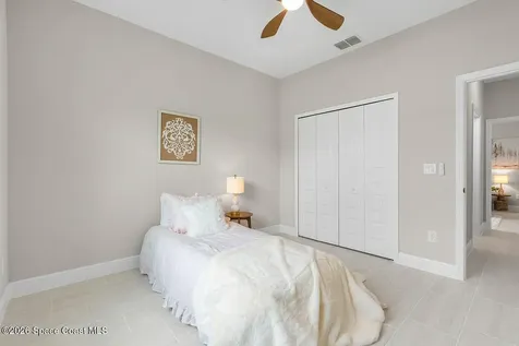 8226 104th Court Vero Beach FL 32967