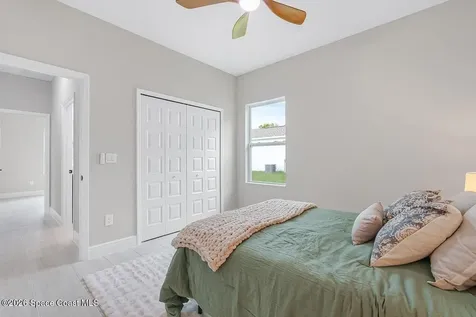 8226 104th Court Vero Beach FL 32967