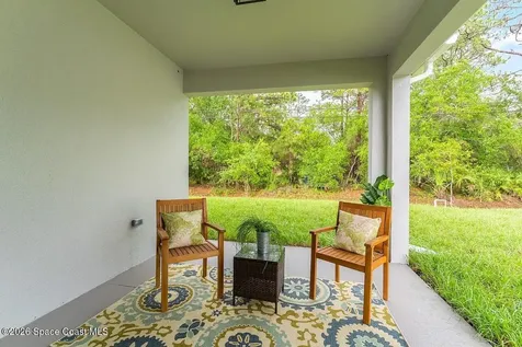 8226 104th Court Vero Beach FL 32967