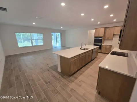 170 Arthur Avenue Edgewater FL 32141