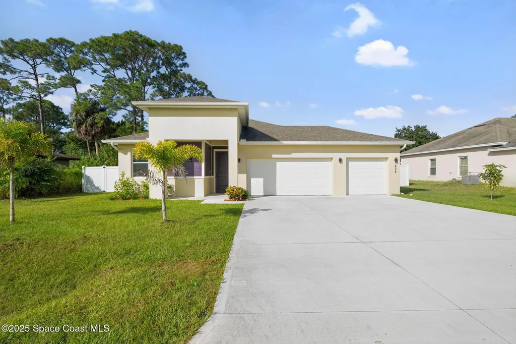 434 Borraclough Avenue NW Palm Bay FL 32907