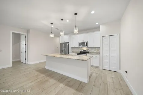 434 Borraclough Avenue NW Palm Bay FL 32907