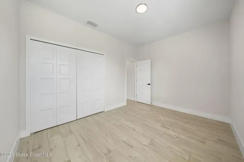 434 Borraclough Avenue NW Palm Bay FL 32907