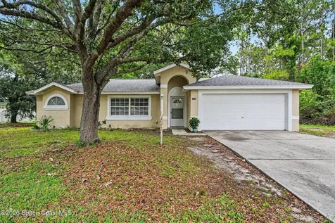 1699 Givens Court NW Palm Bay FL 32907