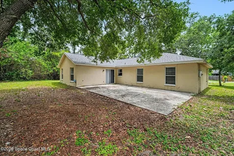 1699 Givens Court NW Palm Bay FL 32907