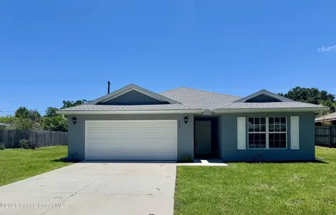 549 Como Avenue NE Palm Bay FL 32907