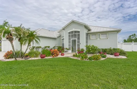 1159 Moon Street SE Palm Bay FL 32909