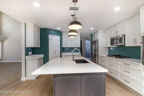 3236 Helmsdale Court Melbourne FL 32940