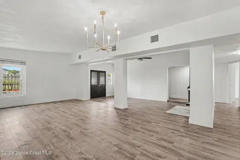 2007 Tyler Avenue Melbourne FL 32935