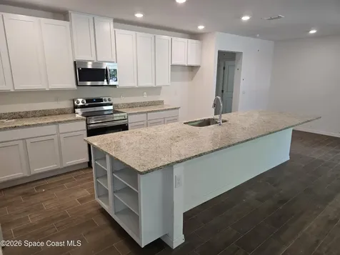 107 Eddy Lane Port Orange FL 32129