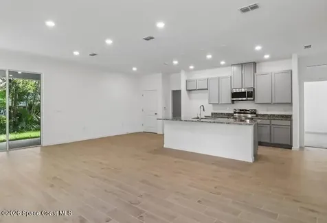 376 Navajo Avenue Ormond Beach FL 32174