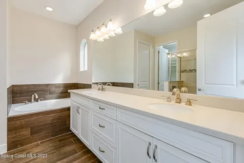 7953 Loren Cove Drive Melbourne FL 32940