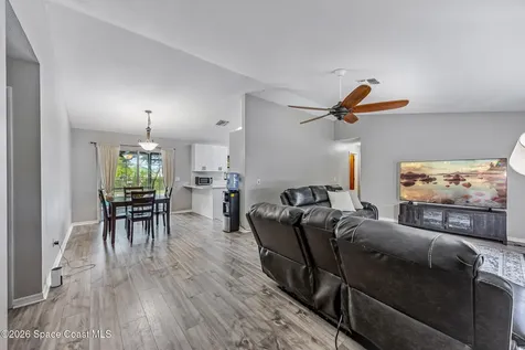 776 Beacon Street NW Palm Bay FL 32907