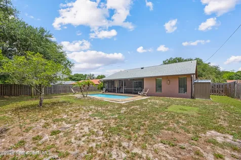 776 Beacon Street NW Palm Bay FL 32907